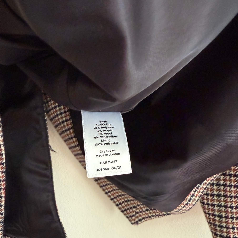 Talbots Women' Single Button Houndstooth Blazer - image 4